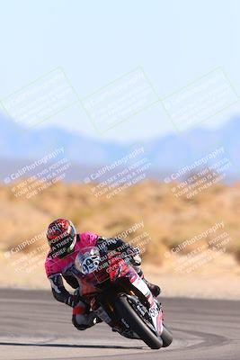 media/Jan-10-2025-CVMA Friday Practice (Fri) [[489e0da257]]/Group 4 and Trackday/Session 4 (Turn 16)/